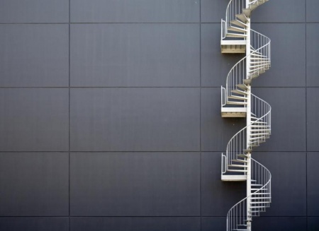 Comment choisir vos escaliers en m&eacute;tal sur mesure &agrave; Longue-Jumelles ?